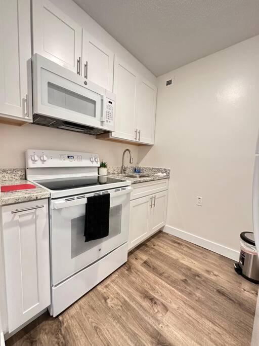 Cozy 1 Bedroom Apartment In Downtown Gadsden, Al Exterior foto